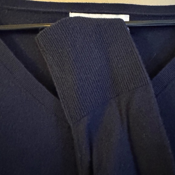 Lightweight dark blue sweater gently used - Picture 2 of 8